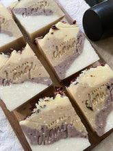 Load image into Gallery viewer, Lemon Lavender Rose